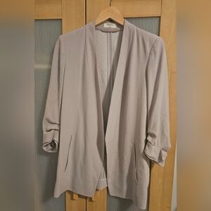 Aritzia - Babaton Power Blazer